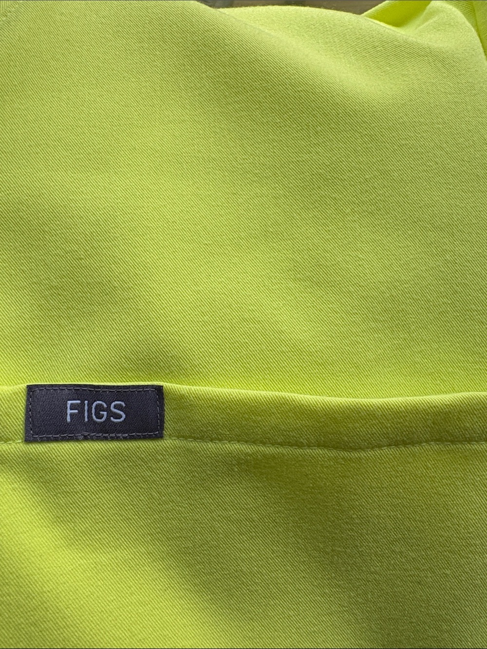 Figs Neon Yellow Scrub Set with Blue Drawstring (large) - Picture 10 of 10